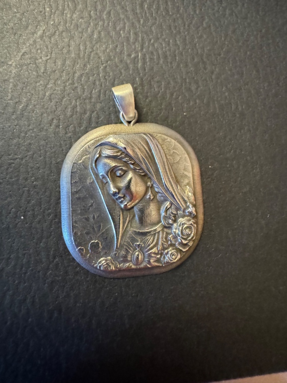 Virgin Mary Pendant Sterling Silver Large - Picture 9 of 10